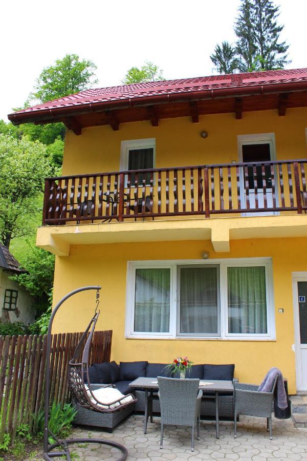 Casuta De Langa Padure Hotell Moeciu De Sus Eksteriør bilde